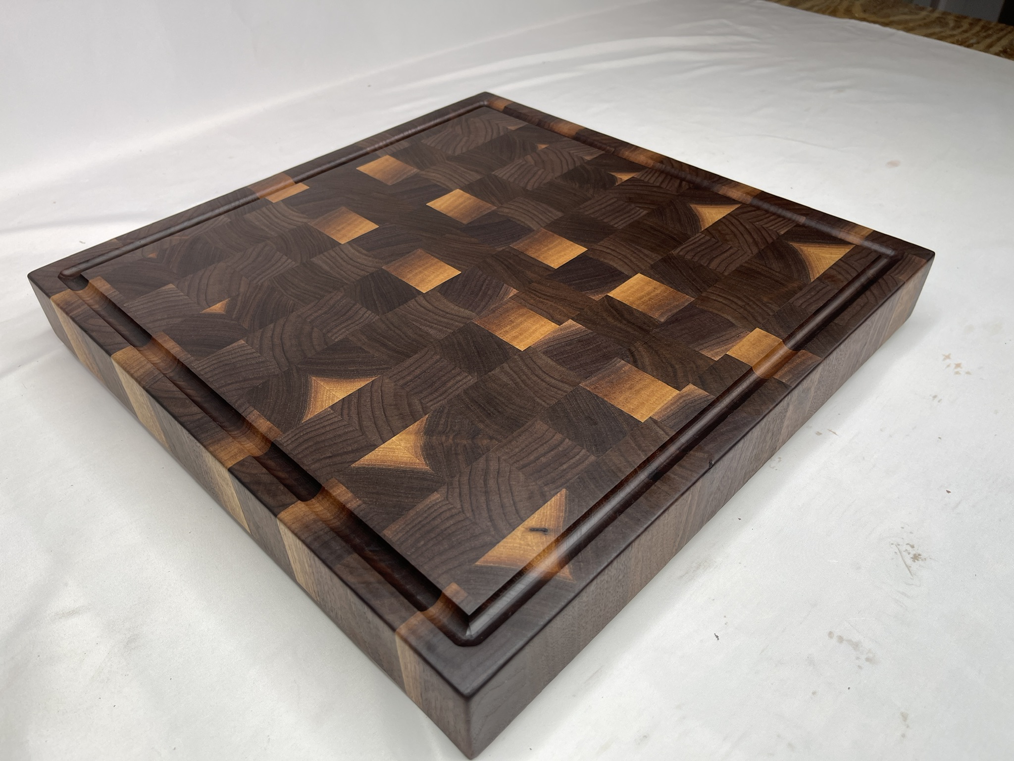 Square End Grain Cutting Board (2"x16"x16") - Image 10