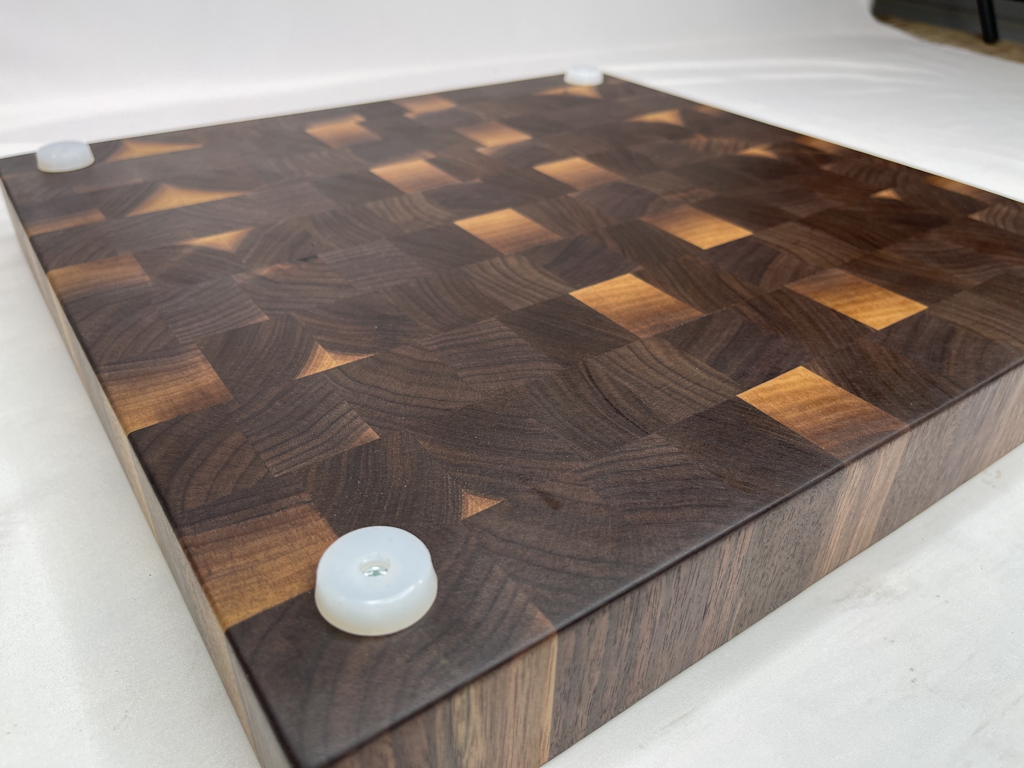 Square End Grain Cutting Board (2"x16"x16") - Image 9