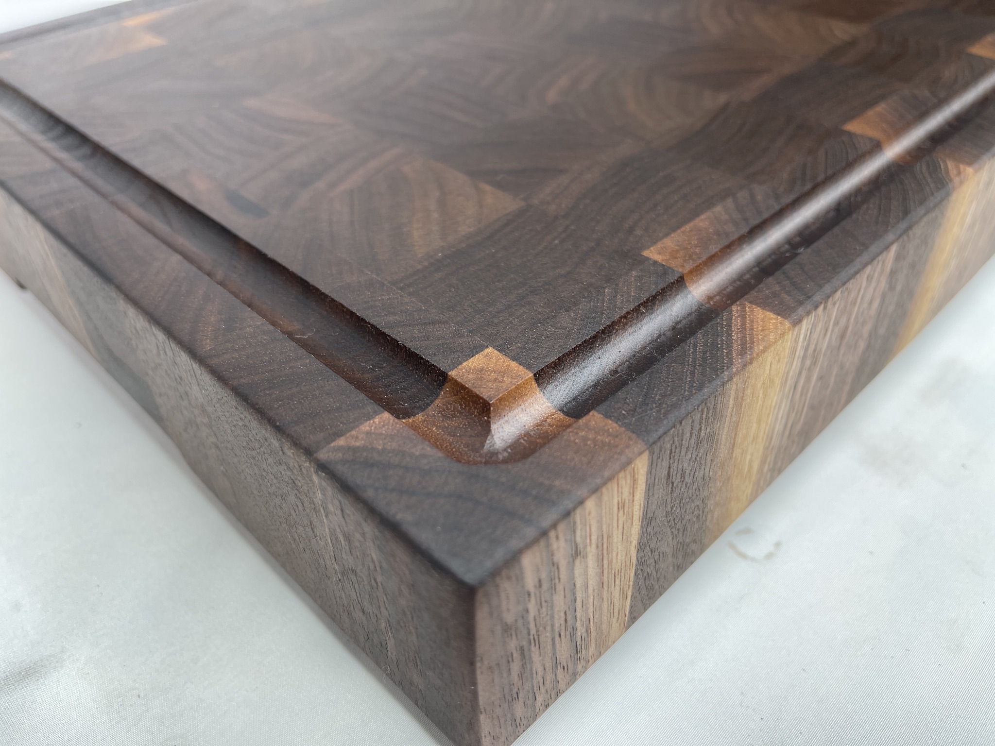 Square End Grain Cutting Board (2"x16"x16") - Image 2
